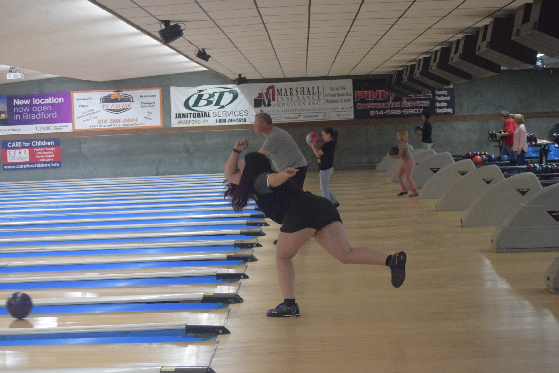 Panthers Finish 8th at USBC - Greater Pittsburgh Collegiate Classic
